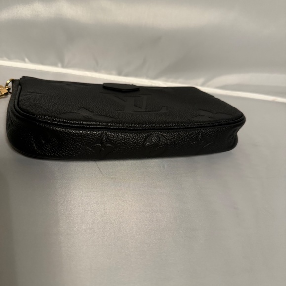 LOUIS VUITTON Empreinte Monogram Giant Multi Pochette Accessories Pochette ONLY - Picture 10 of 15